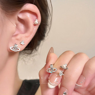 西太后土星珍珠耳钉女星球双耳洞耳骨钉耳环轻奢高级感耳蜗钉耳饰