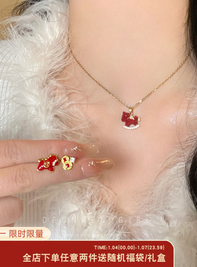 新年红色小马锁骨链女秋冬