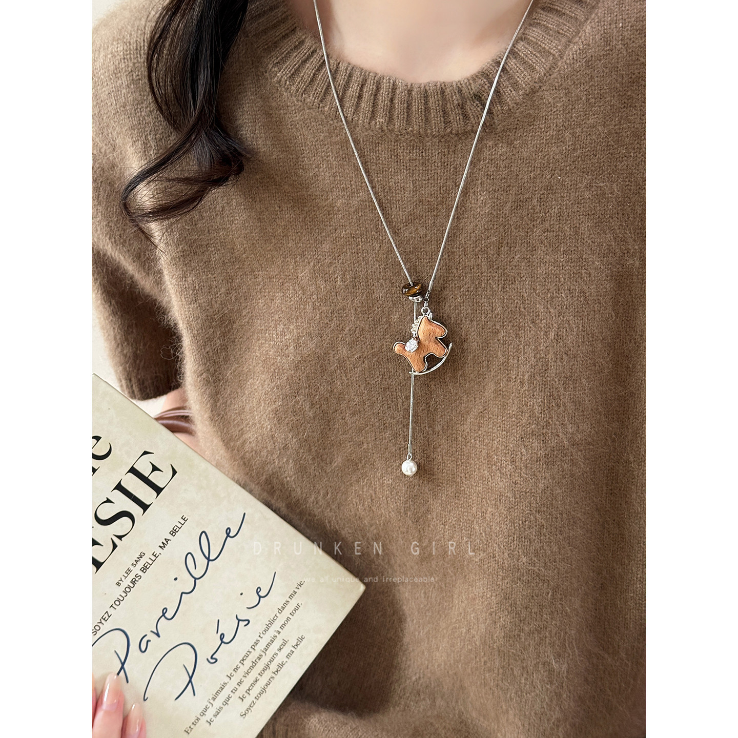 木质小马吊坠项链女秋冬