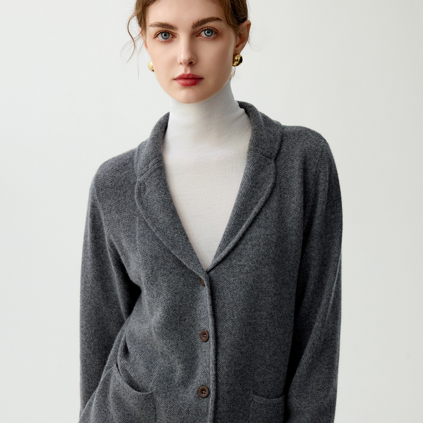 轻奢西装领100%纯山羊绒开衫女高端欧货加厚保暖宽松针织毛衣外套,女装/女士精品,羊绒衫,淘宝优惠券,粉丝福利购,淘宝优惠卷