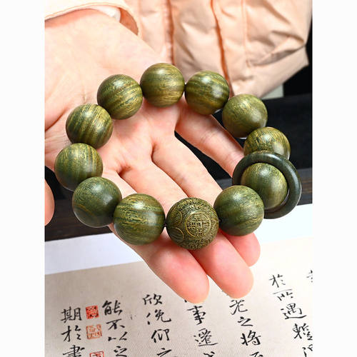 天然正宗阿根廷绿檀木佛