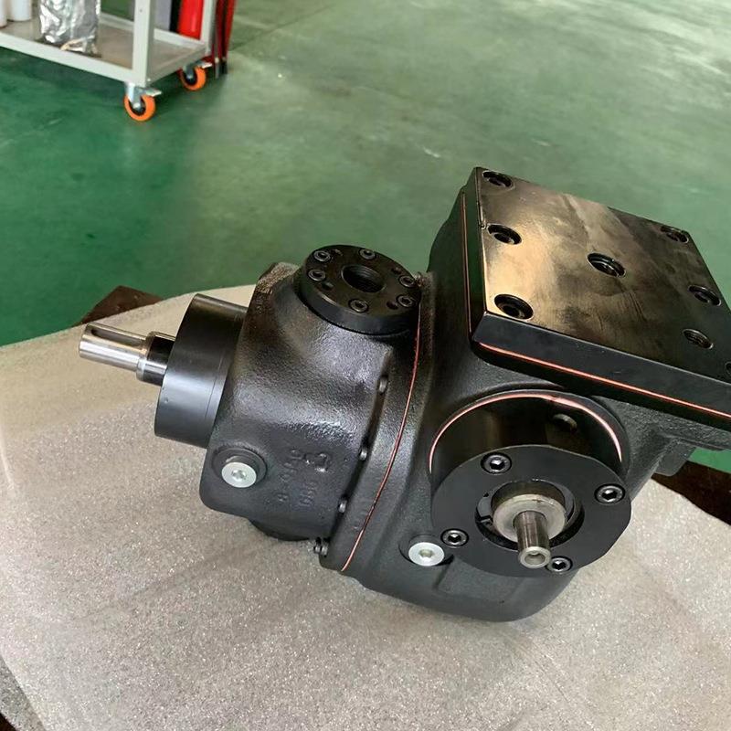 聚氨酯发泡机定量泵聚氨酯输送泵聚氨酯抽料泵柱塞泵