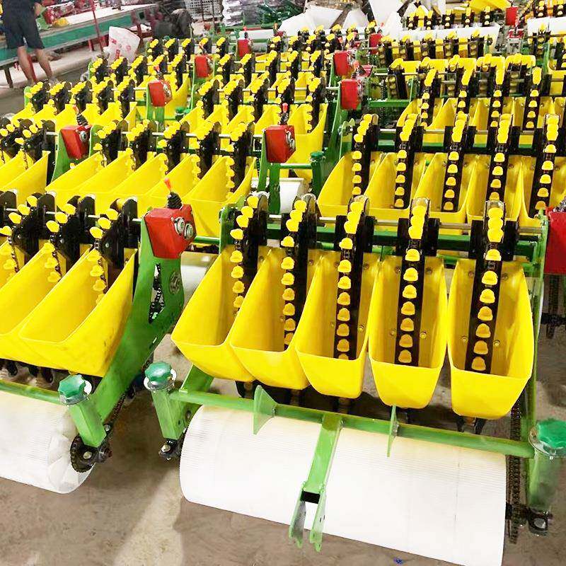 四轮车带大蒜播种机可手扶车带大蒜播种机种蒜机手推种蒜机