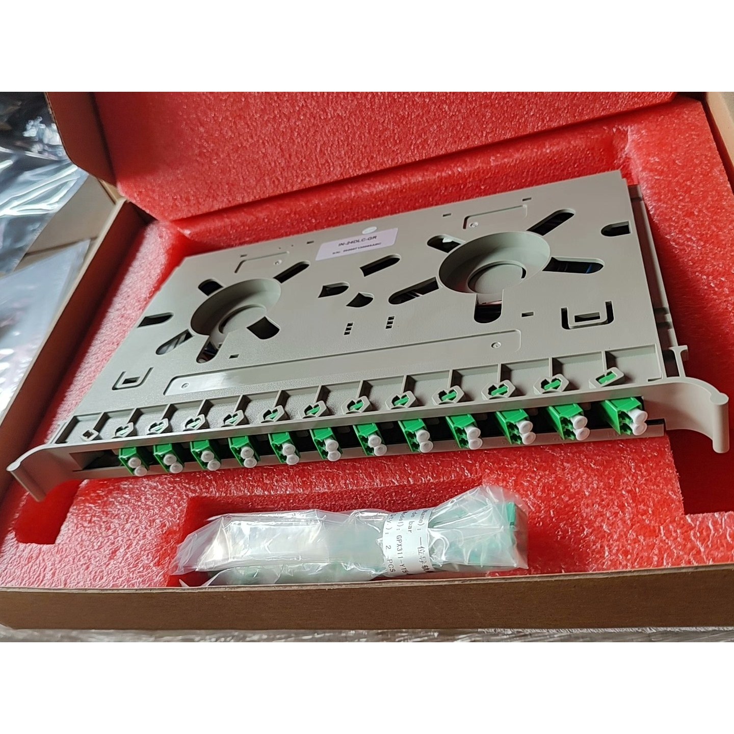 中兴光纤终端盒全新in-24dlc-gr中兴熔纤盘,全新原包议价产品