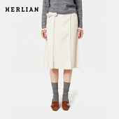 蝴蝶结装 饰中长裙女士半裙 2025冬季 新品 韩彩英同款 HERLIAN