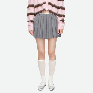 新品 小眾設(shè)計(jì)感緞面logo中腰百褶裙短裙子女 秋季 HERLIAN