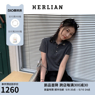 新品 HERLIAN 女 扣扣系列24年春季 POLO短袖 针织T恤 设计感短款