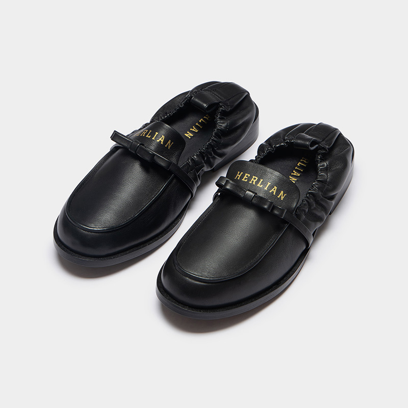 HERLIAN 烫金Logo松紧蝴蝶结装饰乐福女鞋