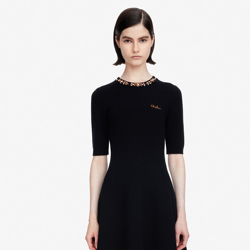 HERLIAN 秋季新品女士手工装饰扣半袖针织连衣裙,女装/女士精品,连衣裙,淘宝优惠券,粉丝福利购,淘宝优惠卷