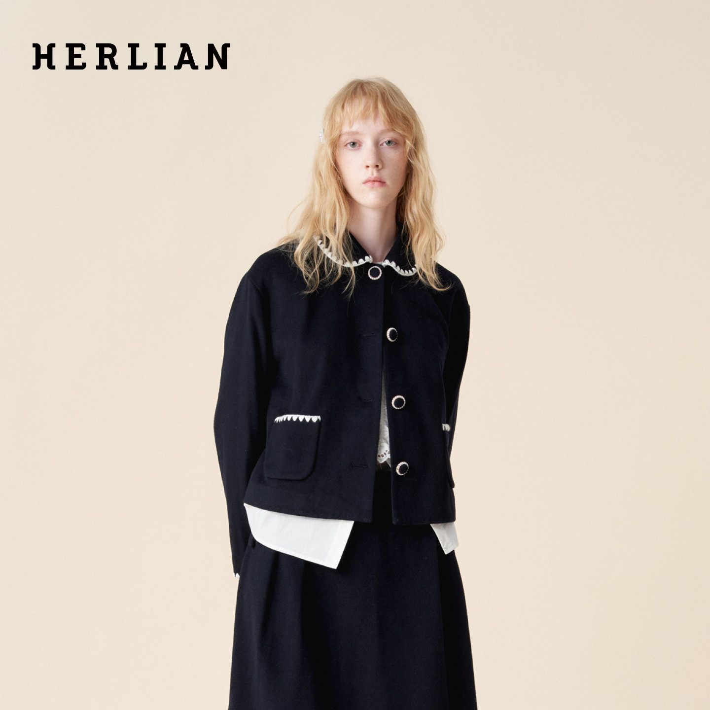 HERLIAN 2026年冬季新品复古千金风撞色滚边毛呢大衣女士短外套