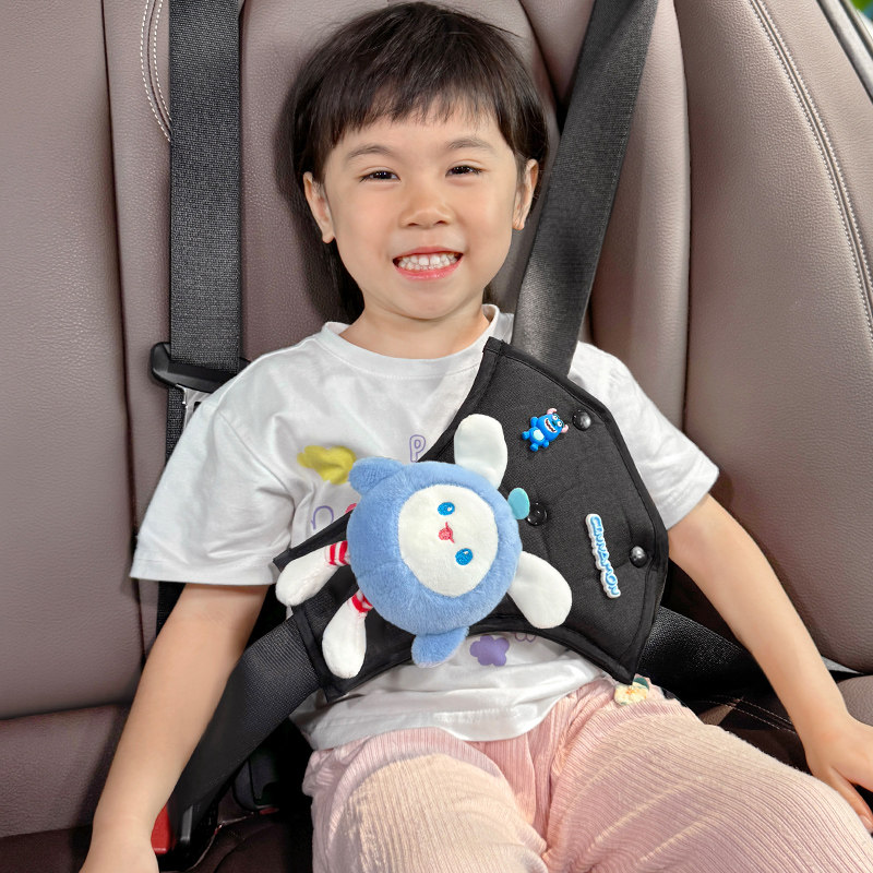 汽车儿童安全带固定器防勒脖护肩套装绑带车用宝宝护肚调节限位器