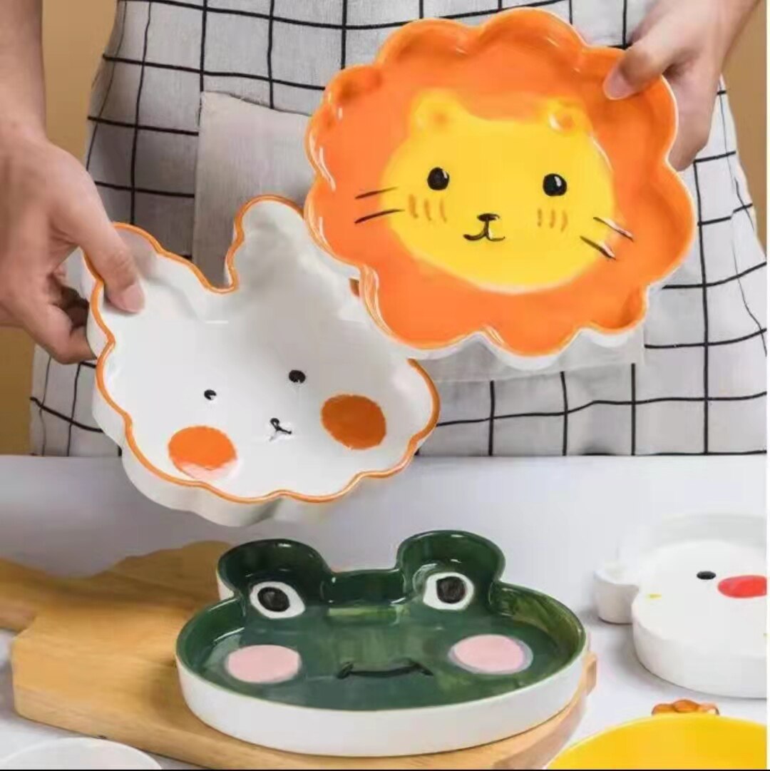 可爱卡通动物狮子青蛙兔兔盘子陶瓷菜盘饭盘釉下彩