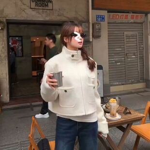 25春小香风白色呢子外套短款上衣女季厚实衣服设计感小众毛呢外衣