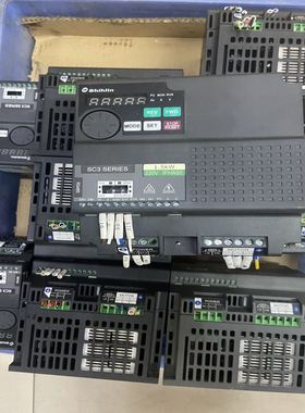 士林变频器SC3-021-1.5K 1.5KW 220V