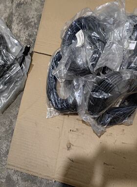 J3电机编码器线，MR-J3ENCBL10M-A1-