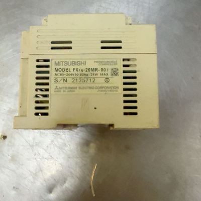 拆机PLC FX1S-20MR-001，、功能包好。实物