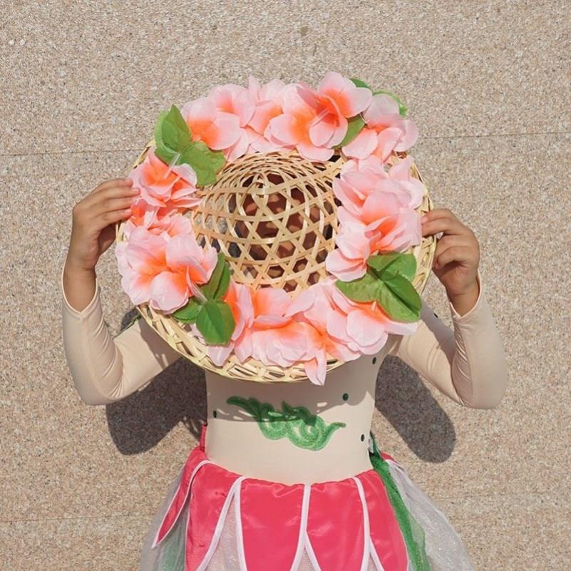 国庆节表演出斗笠我家住在桃花山红山果舞蹈帽子竹编帽子小荷风采