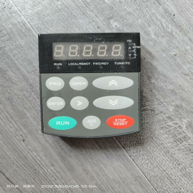 维修检查销售变频器面板      尚川SC-600-2R2T