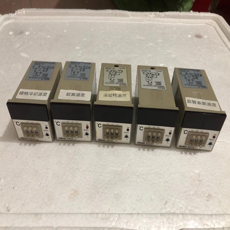 维修检查OMRON欧姆龙E5C4-R电子拨码式温度控制器数显