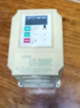 维修检查CUTES变频器CT-2000E-A75  拆机议价
