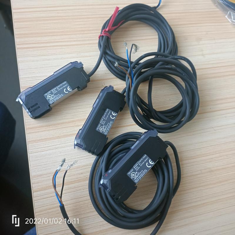 维修检查基恩士光纤放大器FS-V31议价