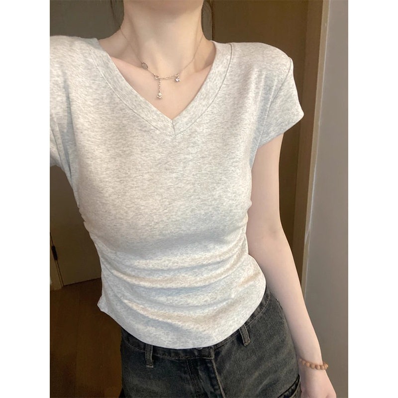 纯棉正肩v领短袖t恤女夏季修身显瘦褶皱设计感短款上衣潮2026新款