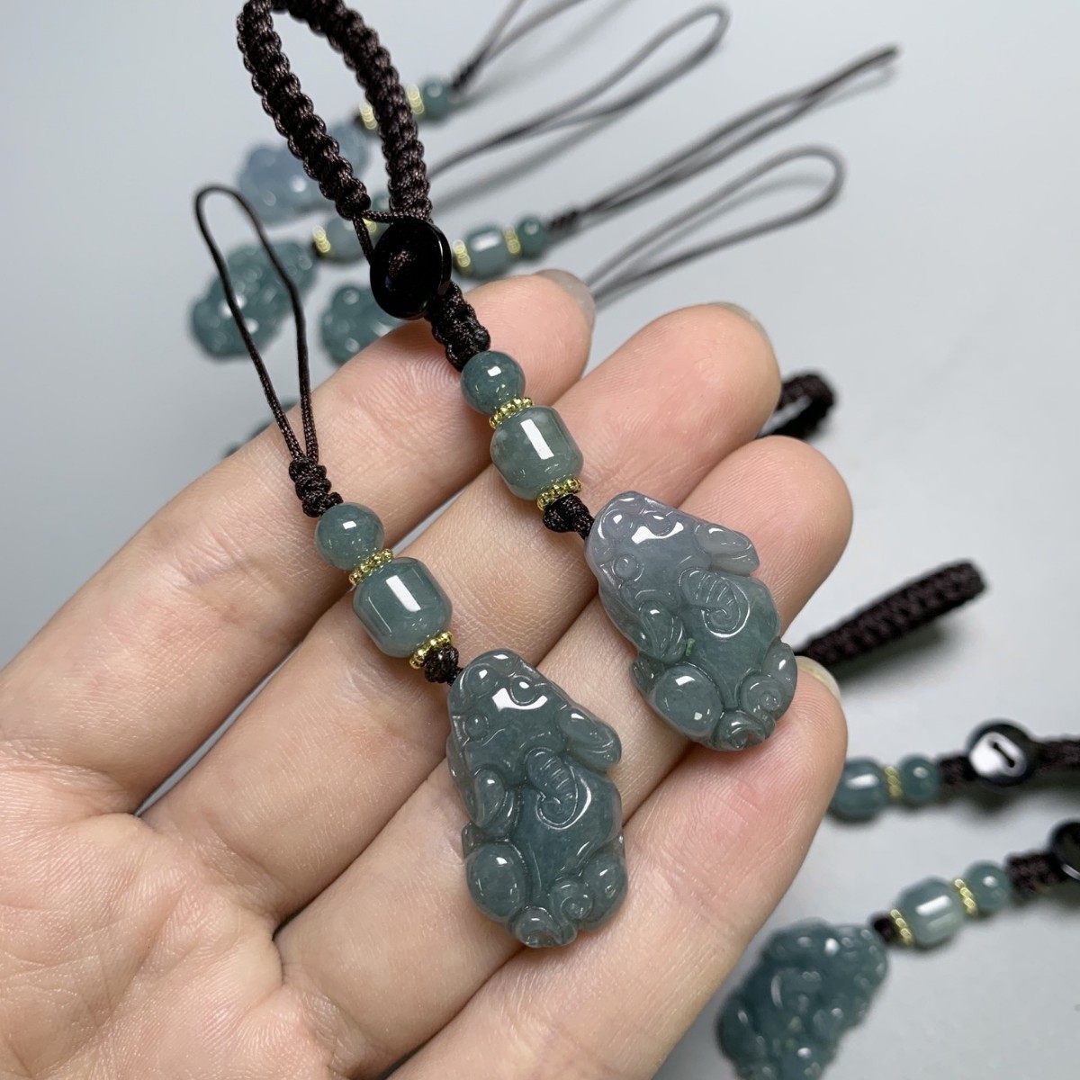 天然蓝水貔貅包挂钥匙扣绳包挂翡翠A货玉石饰品手机挂件工艺品