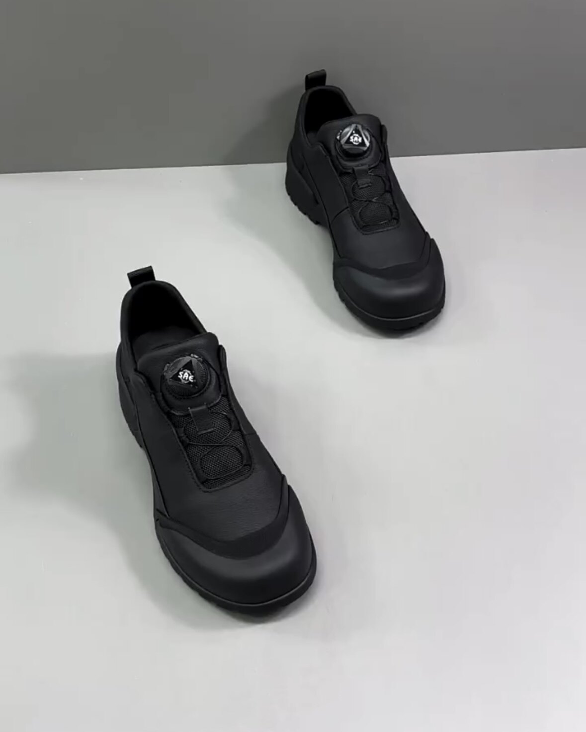 748旋转扣春秋季新款时尚高端休闲鞋男鞋真皮厚底纯牛皮系带男鞋