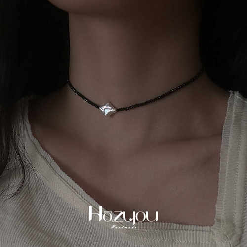 Hazyou天然巴洛克黑尖晶锁骨颈链