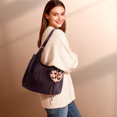 路易卡迪 logo压纹双面大容量单肩托特包