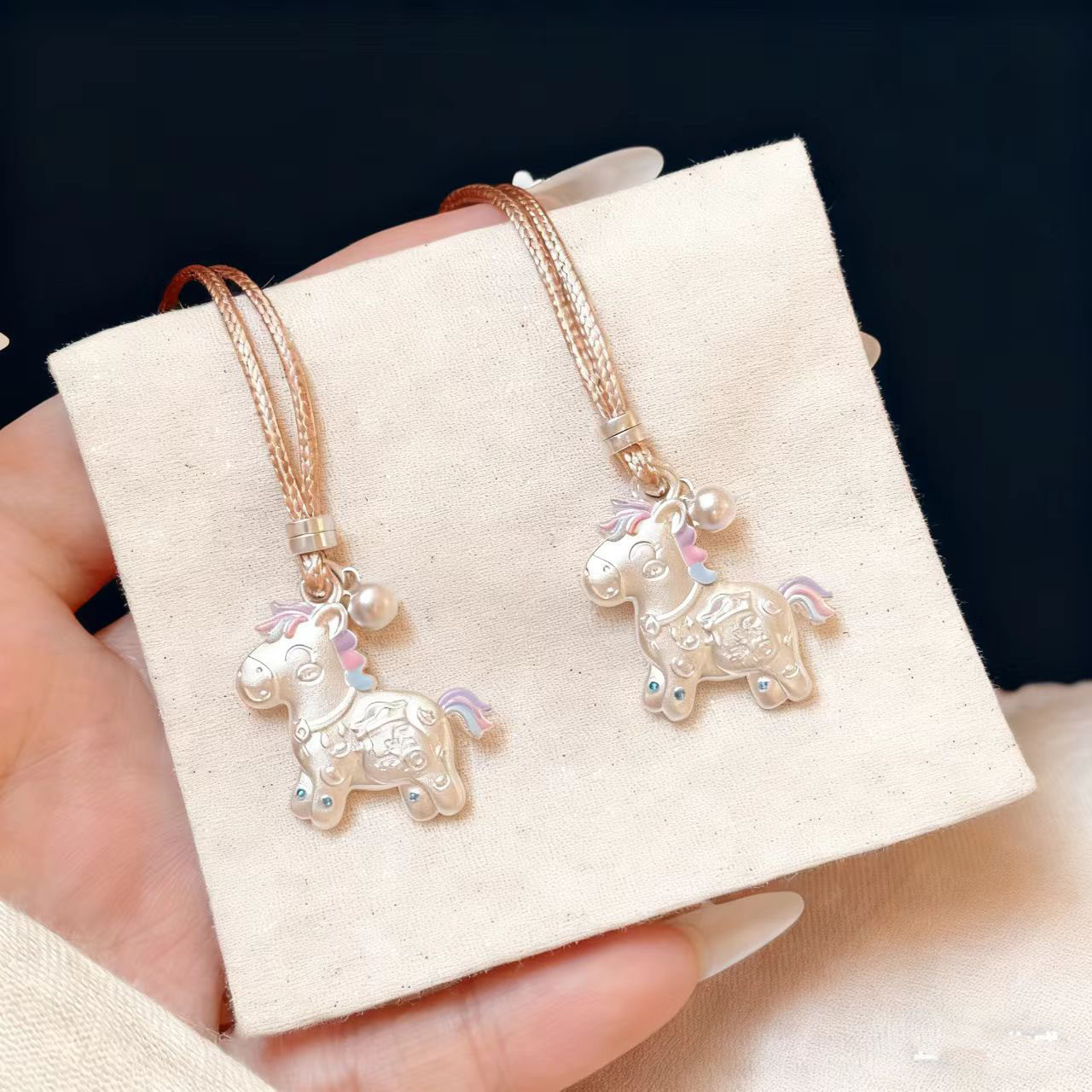 香港正生纯银999足银珐琅小木马吊坠项链新中式本命年2025年新款