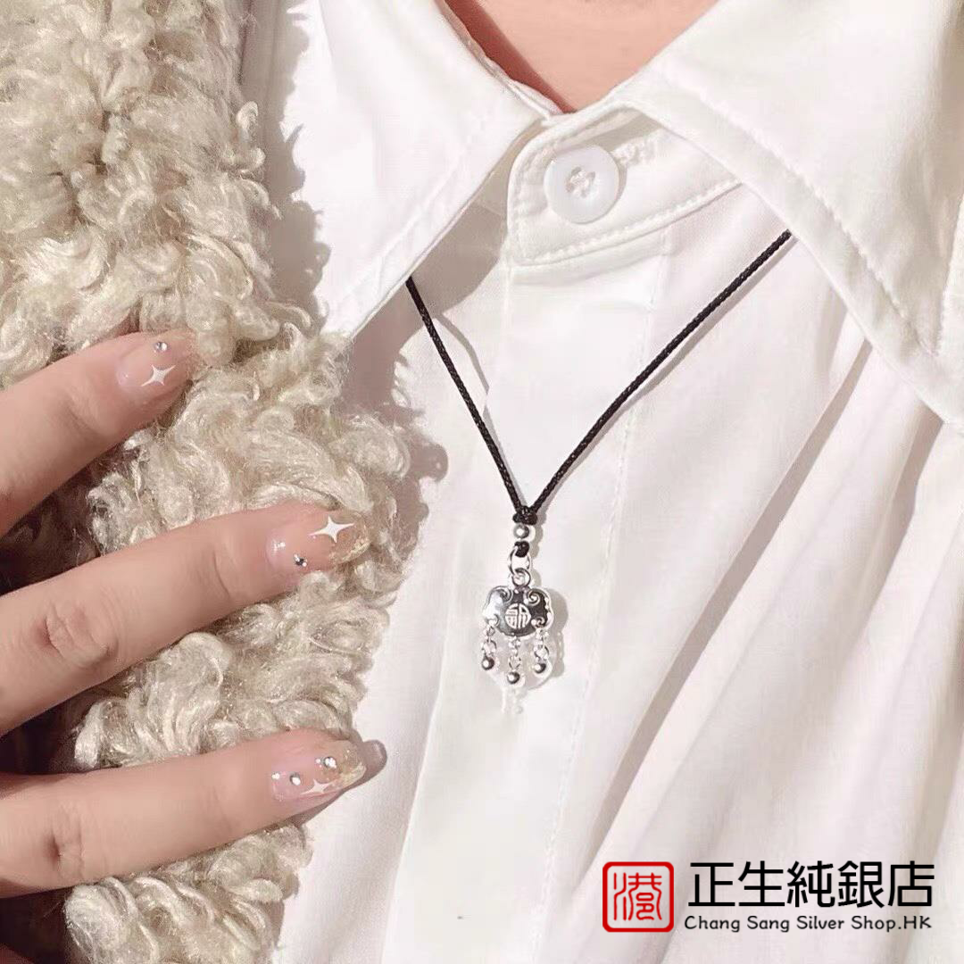 香港正生s925纯银平安如意锁项链情侣款网红高级感小众设计闺蜜款