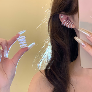 巴黎香颂 多层珍珠耳骨夹温柔气质高级感耳挂无耳洞耳夹 轻奢法式