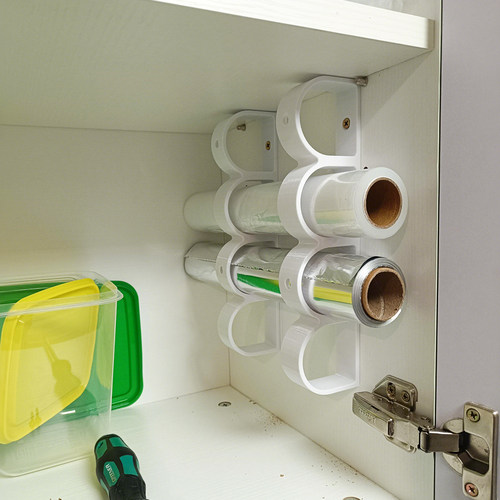 发现了保鲜膜收纳节省空间的办法