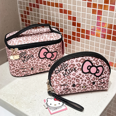 Kitty化妆包超适合收纳化妆品