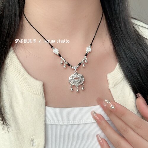 足银999新中式平安锁福锁铃铛莲花编绳项链女设计感长命锁礼物