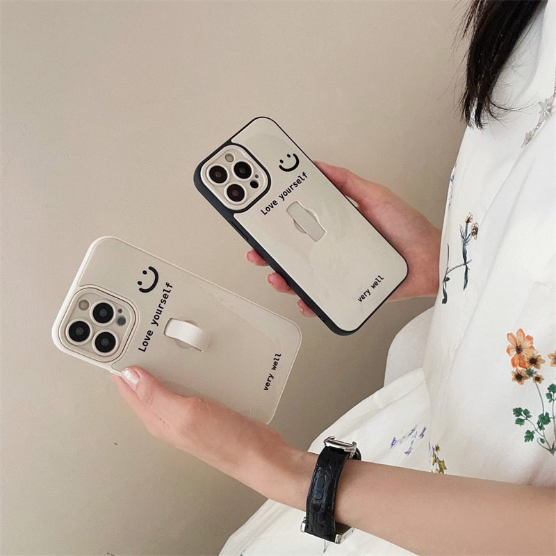 U记爱你自己简约笑脸隐形指扣手机壳适用苹果15pro纯白黑边iPhone13软壳14PROMAX显隐环支架12小清新11保护套