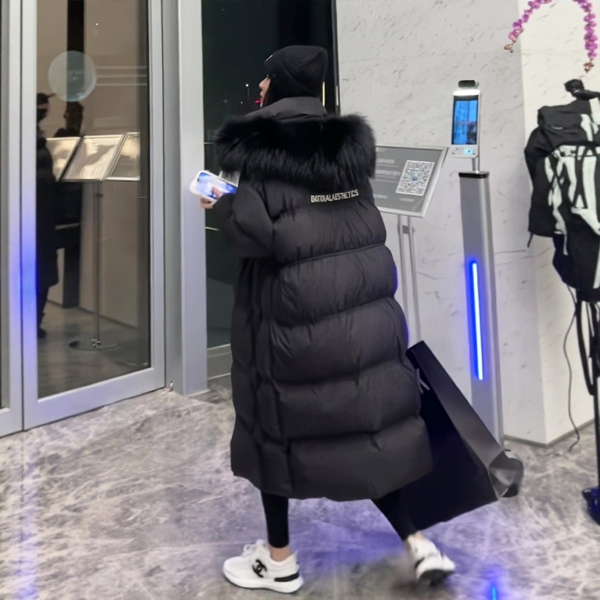 冬季羽绒棉服女中长款过膝加厚黑色2026新款韩版连帽宽松男反季外