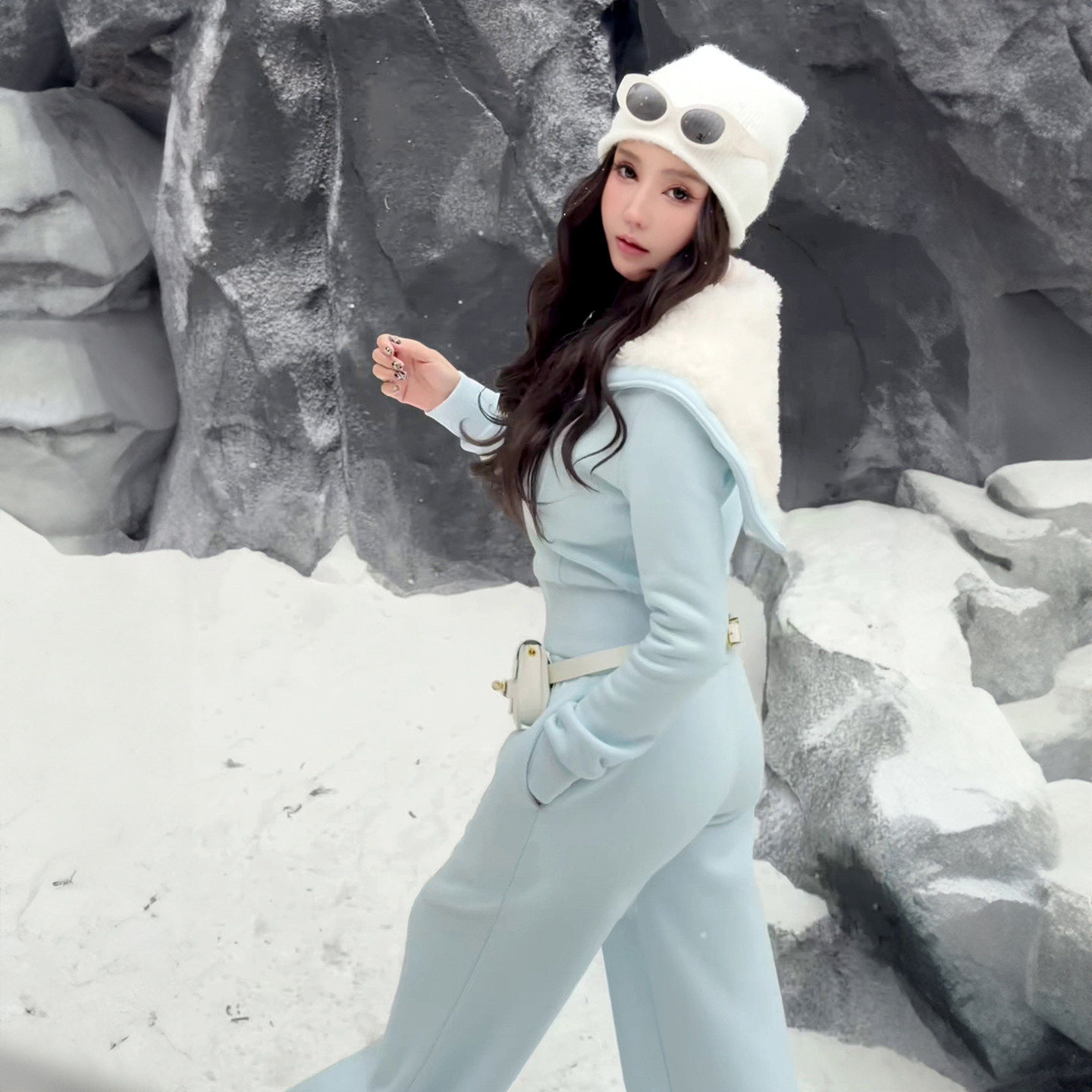 欧货时尚运动套装女2025秋冬新款时尚显瘦蓝色拉链开衫卫衣两件套