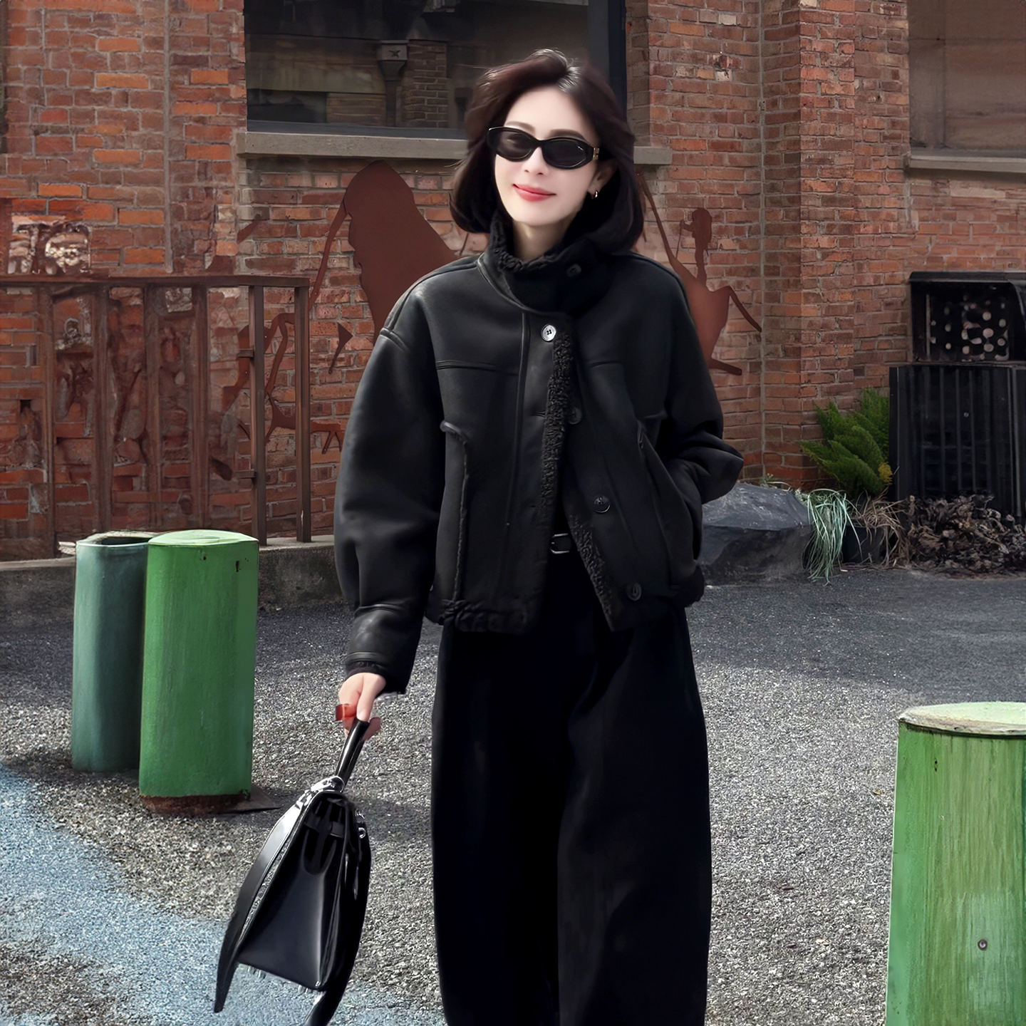 黑色皮毛一体皮衣短款外套