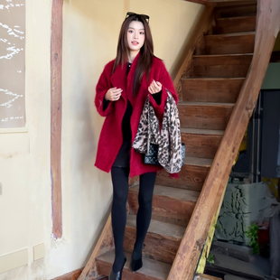 欧洲站2026冬季新款翻领极简风纯色常规款拉绒通勤长袖毛呢外套女