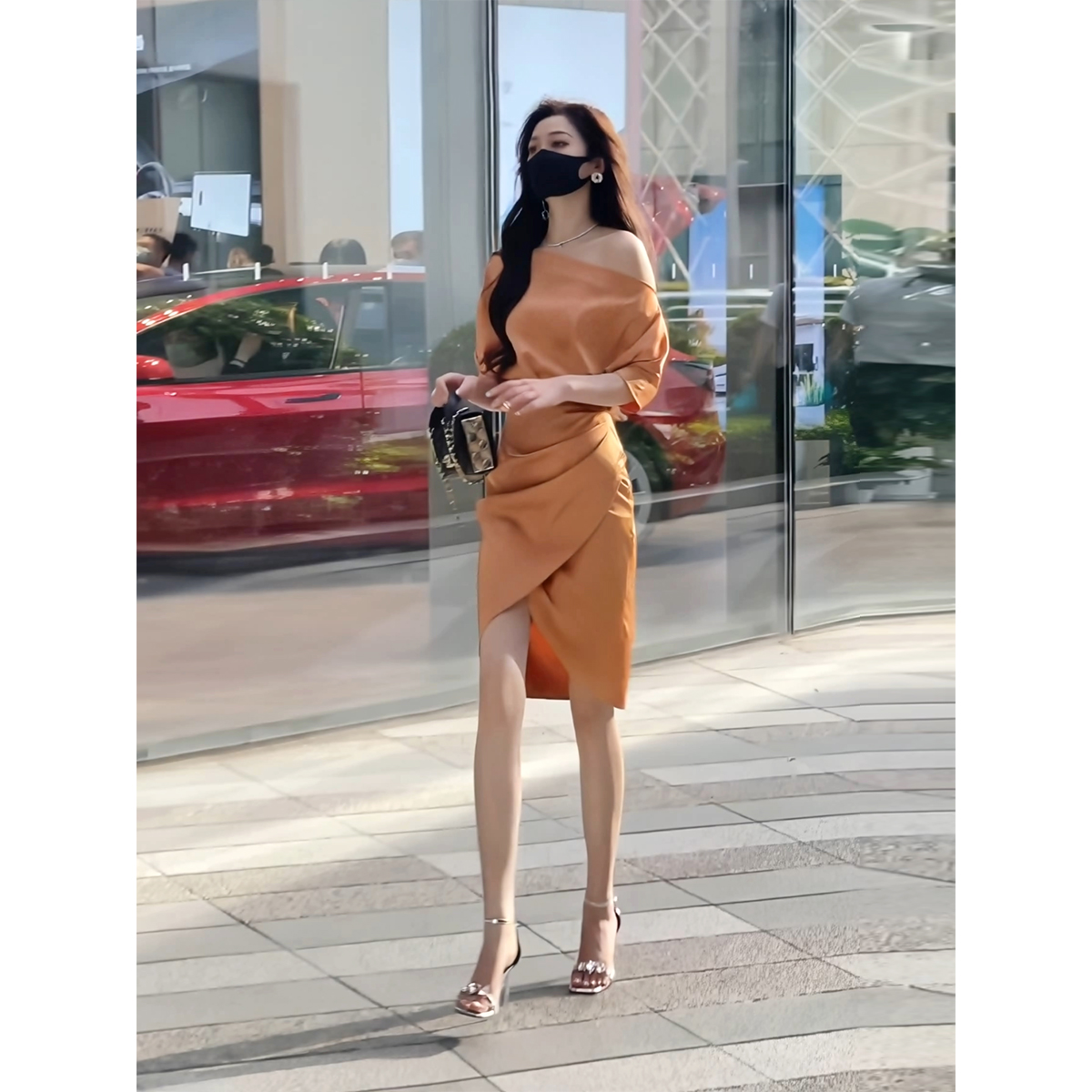 上衣不规则半身裙两件套潮