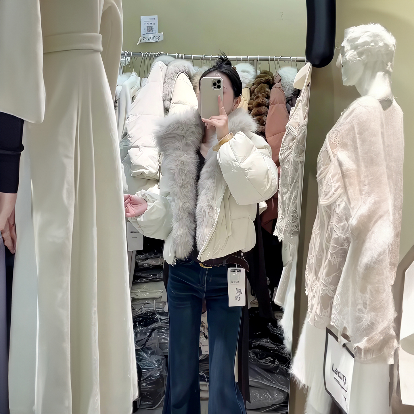 白色大毛领羽绒服女冬季2025新款小个子短款宽松加厚棉服棉袄外套