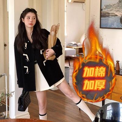 黑色气质牛角扣短款大衣2025秋冬季新款加厚夹棉毛呢外套