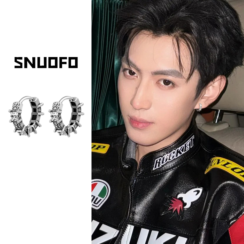 复古耳环男士2025新款爆款高级感冬季小众设计耳钉男独特百搭耳饰