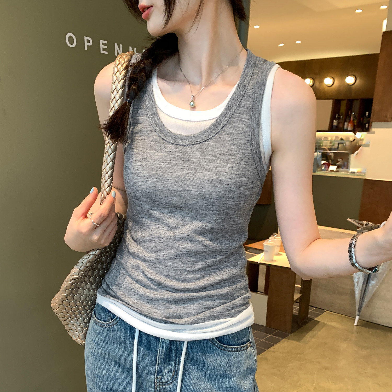灰色高级感叠穿两件套工字运动背心女2026夏新款外穿无袖吊带上衣