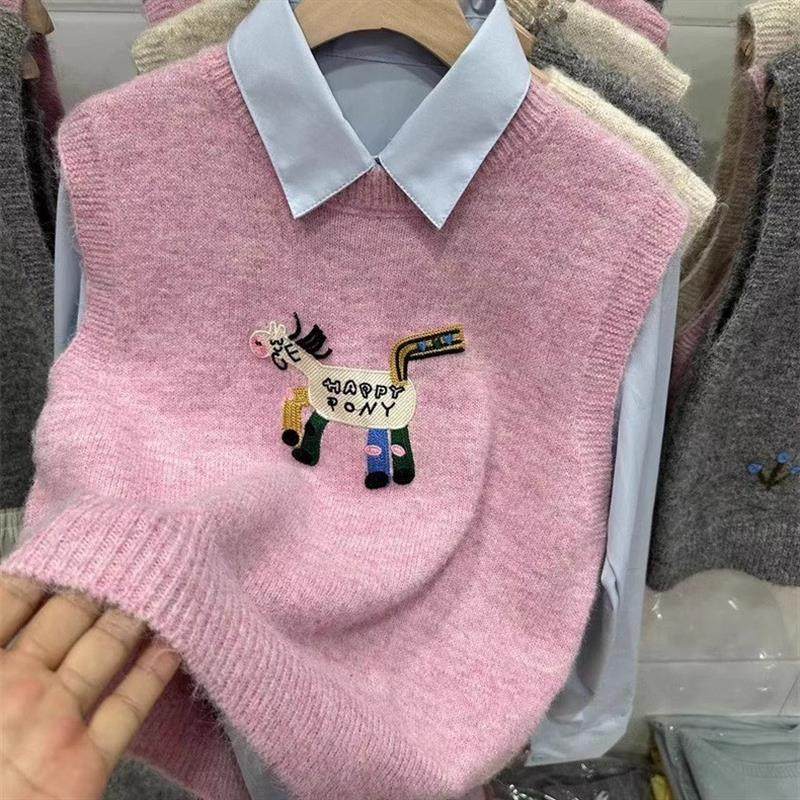 毛巾绣花针织马甲背心女宽松外穿2025春秋装新款叠穿毛衣坎肩上衣