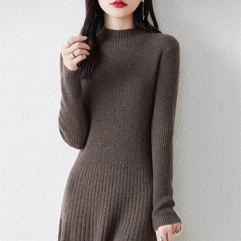 半高领贴身连衣裙女修身2025秋冬款针织长裙显瘦过膝超长毛衣裙