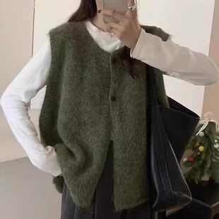 韩系复古绿色中长款毛衣马甲开衫女秋冬叠穿无袖针织背心外穿上衣