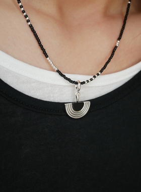 T.W新品通体925纯银扇形吊坠国风小众设计黑玛瑙银珠珠气质项链